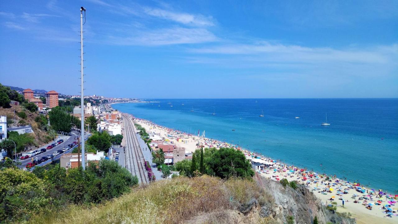 Liana Seaview & Beach - Apartment Montgat Εξωτερικό φωτογραφία