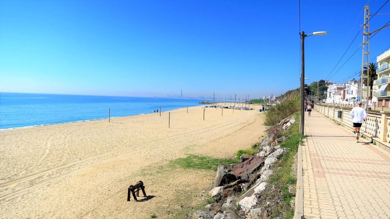 Liana Seaview & Beach - Apartment Montgat Εξωτερικό φωτογραφία