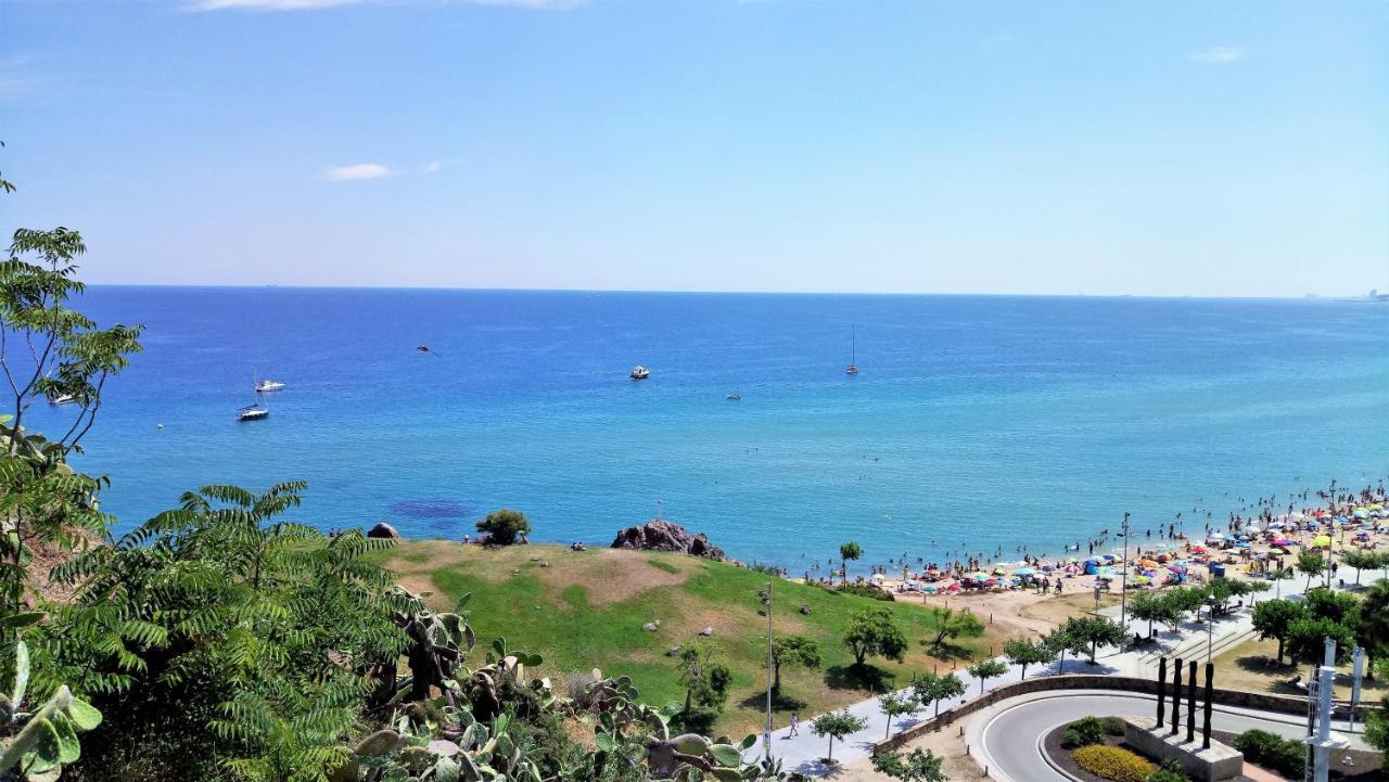 Liana Seaview & Beach - Apartment Montgat Εξωτερικό φωτογραφία